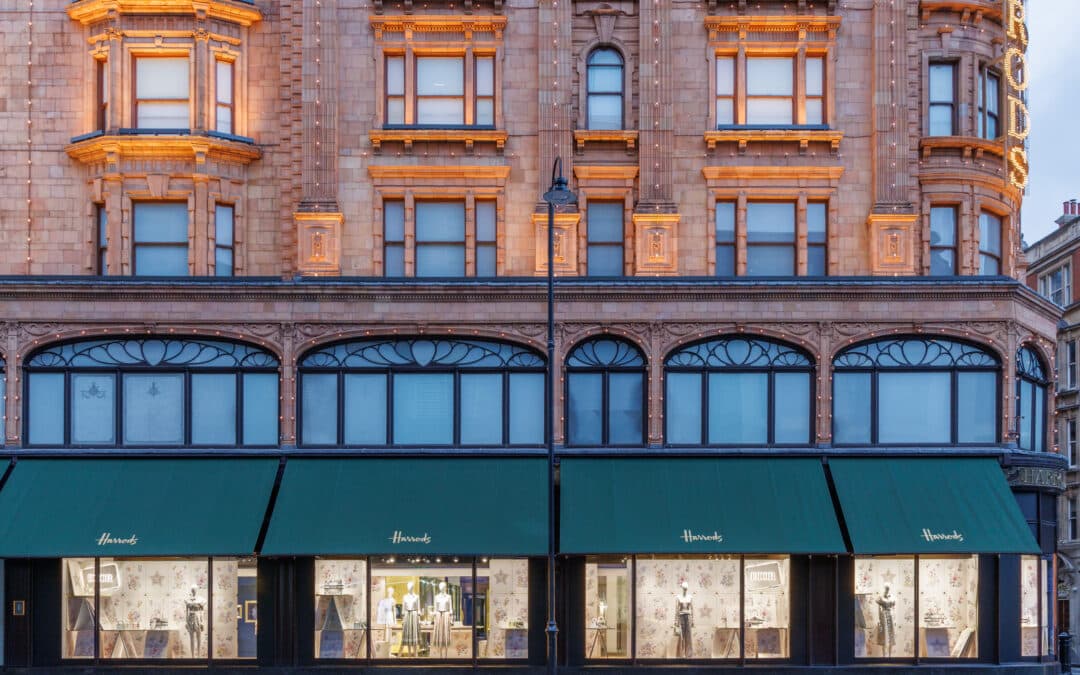 UN POP-UP INÉDIT DIOR LUCKY ET ÉTEND SA PRÉSENCE AU SEIN DU GRAND MAGASIN HARRODS, À LONDRES