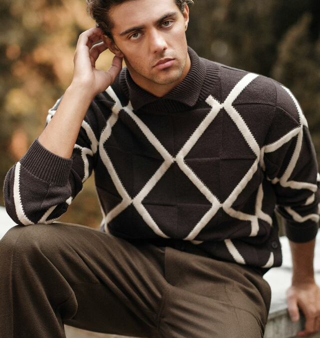 Emporio Armani dévoile Thomas Ceccon en tant que nouveau visage de la collection Automne/Hiver 2025/26 et d’Emporio Armani Underwear