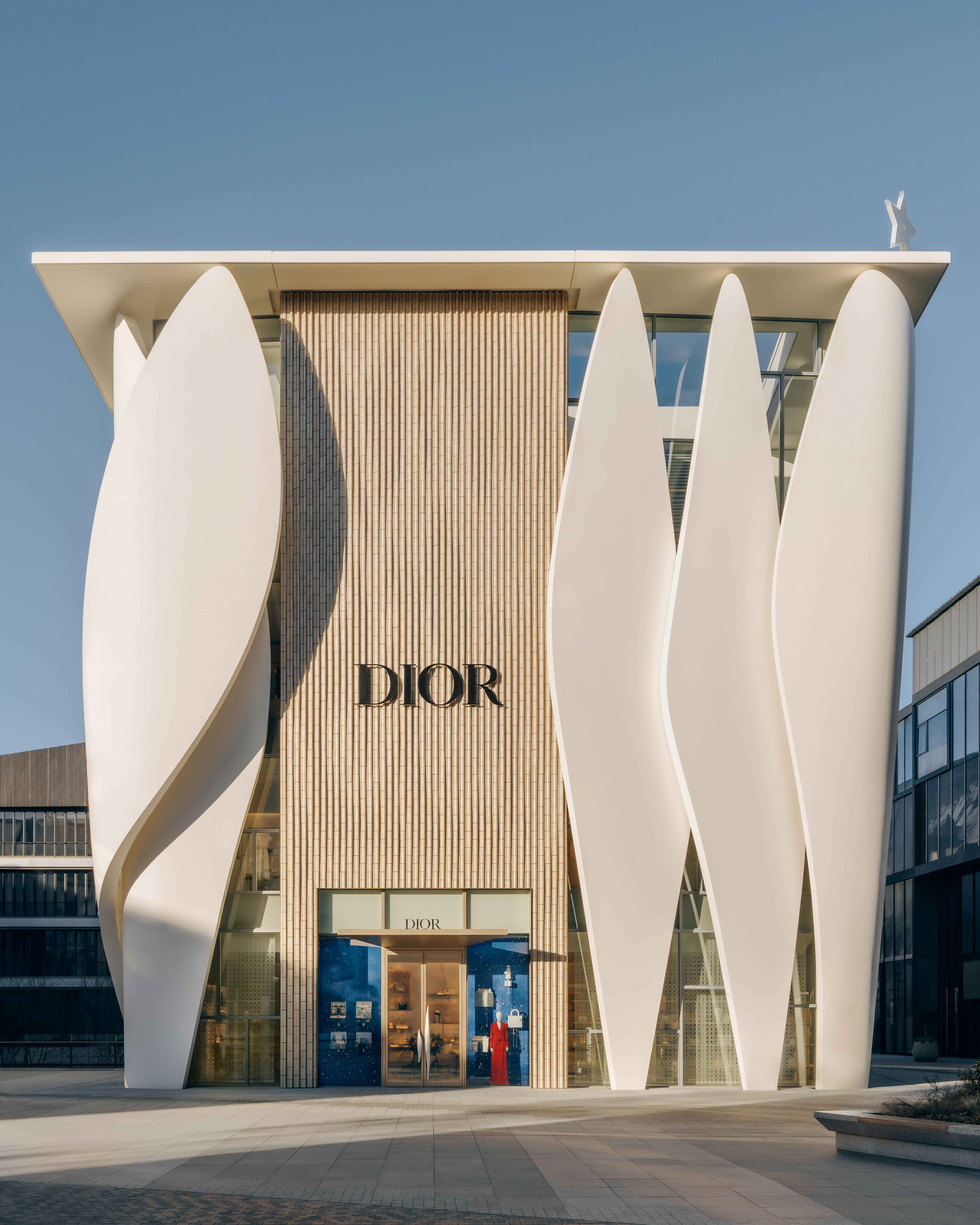 SCENOGRAPHY © 2025 AGENT PAY & Yumeng Zhu. All Rights Reserved (62)