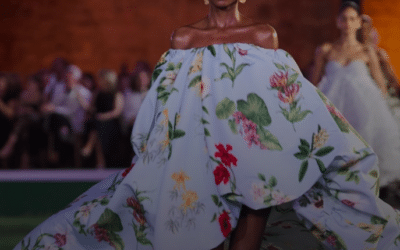 Oscar de la Renta présente sa collection à la Fortaleza Ozama