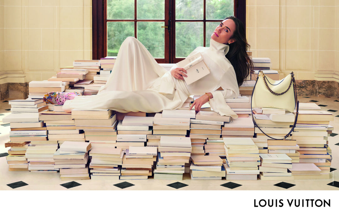 Louis Vuitton présente sa campagne Femme Printemps-Été 2026, un tableau poétique incarnée par l&rsquo;ambassadrice de la Maison, Jennifer Connelly