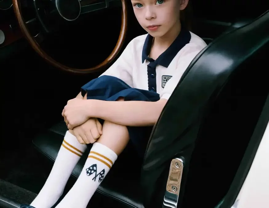 Porsche habille les futurs conducteurs avec Bonpoint