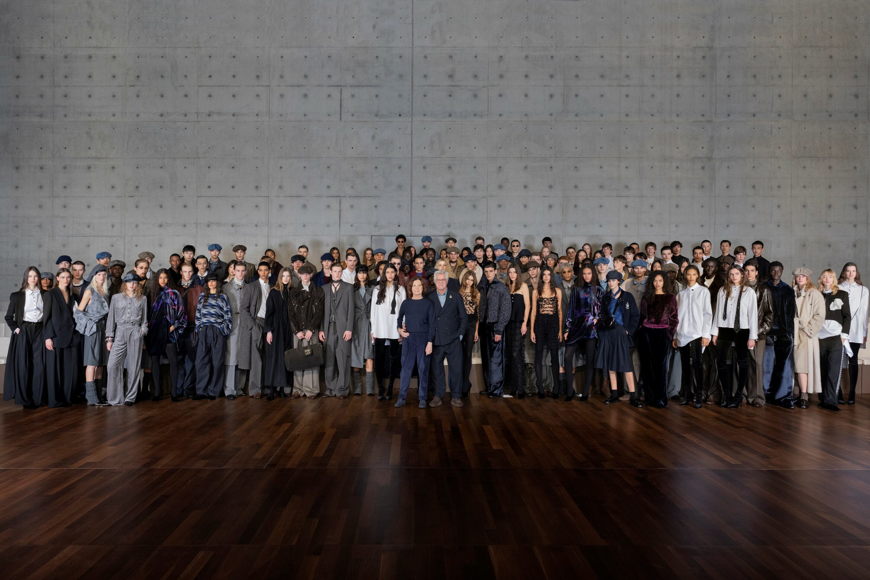 EAW-M FW 2627 Credit_SGP