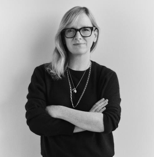 SARAH BURTON NOMMÉE DIRECTRICE ARTISTIQUE DE GIVENCHY