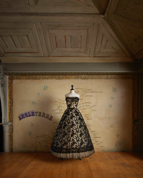 LA GALERIE DIOR ET LA FONDATION AZZEDINE ALAÏA PRÉSENTENT UNE DOUBLE EXPOSITION EXCEPTIONNELLE