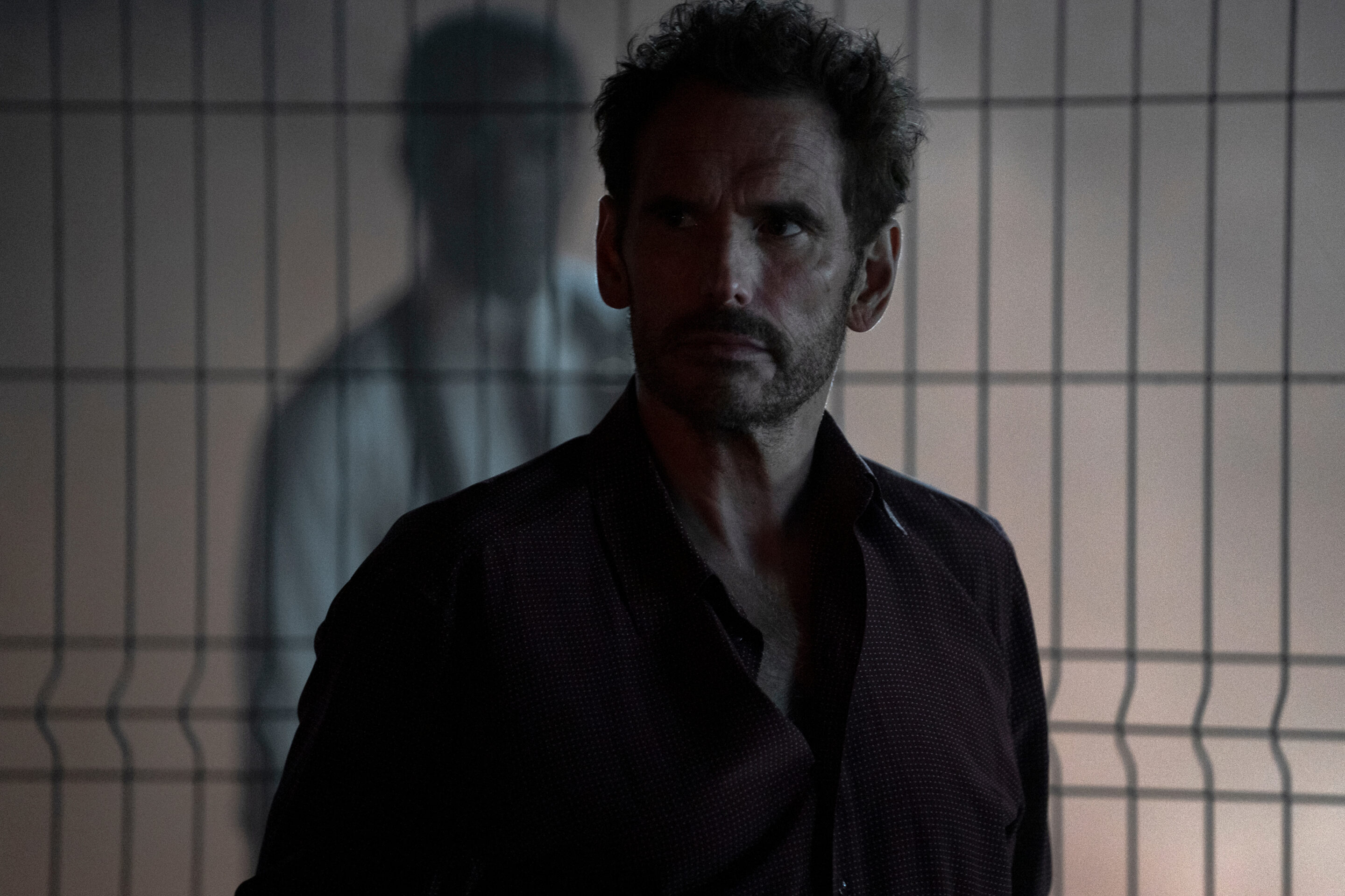 SAINT_LAURENT_PRODUCTIONS_THE_FENCE