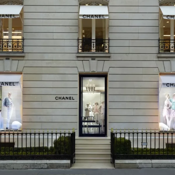 Chanel 51 Montaigne