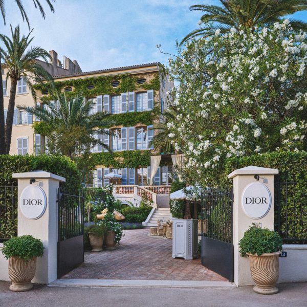 MAURO COLAGRECO, CHEF DU RESTAURANT MONSIEUR DIOR À SAINT-TROPEZ : UNE ODE AUX ARTS CULINAIRES