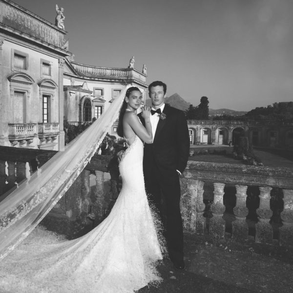 CHANEL CRÉE LA ROBE DE MARIÉE HAUTE COUTURE DE DUA LIPA