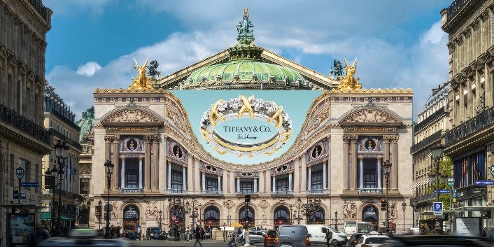 Tiffany & Co. et l’artiste Paul Rousteau dévoile une nouvelle transformation de l’Opéra Garnier